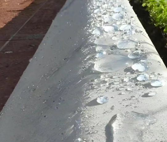 阿尔山硅烷浸渍涂料在混凝土保护中的应用